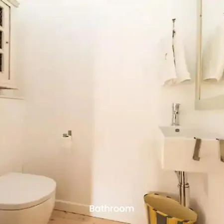 Special Dhome 3-bedroom شقة *